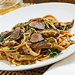 Tagliatelle cu trufe și hribi